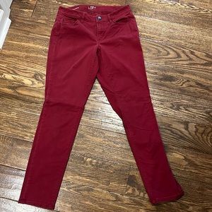 Loft curvy skinny crimson jeans - size 28/6